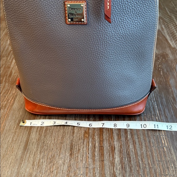 Dooney & Bourke zip pod backpack elephant - Picture 5 of 9